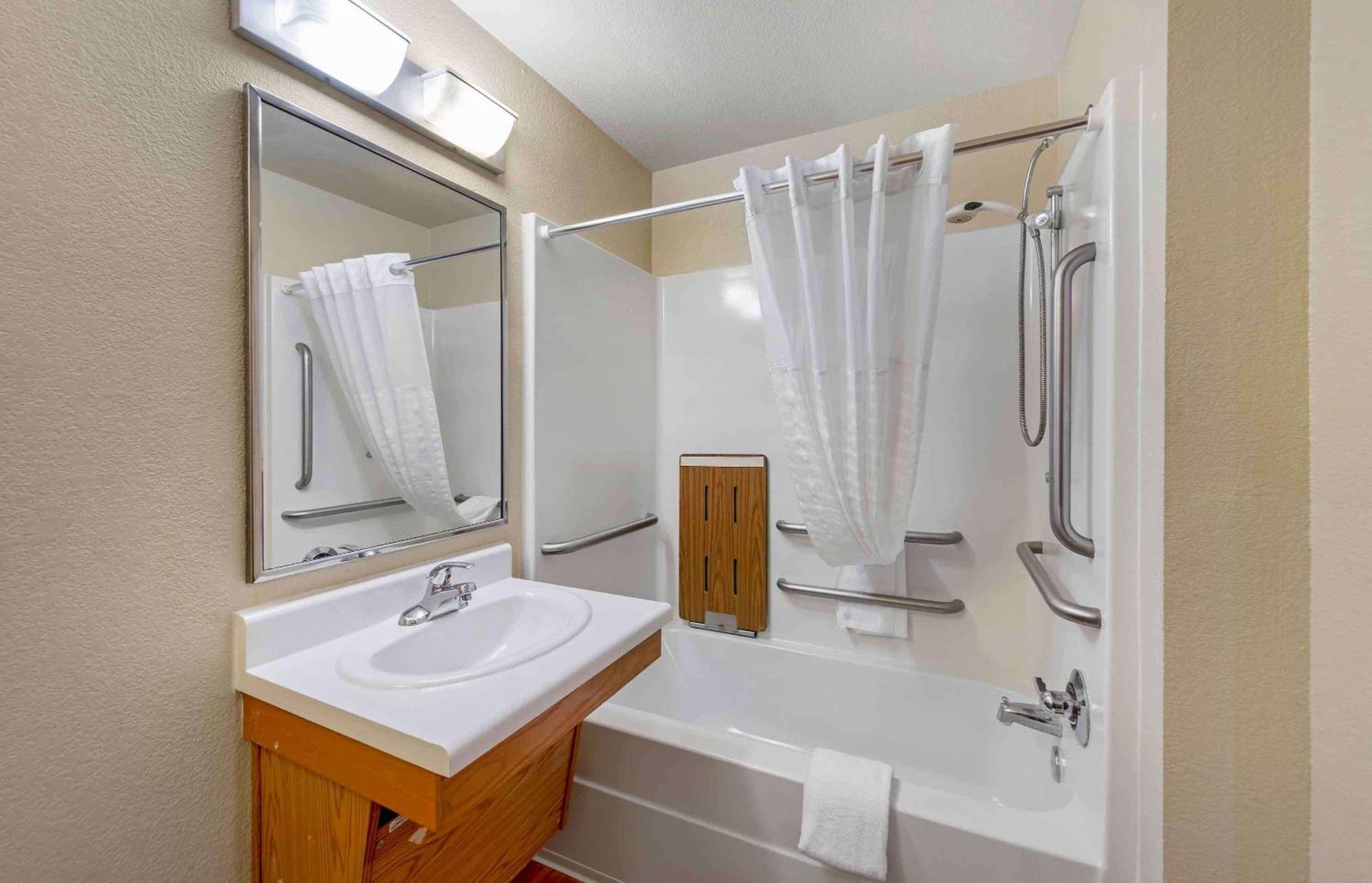Extended Stay America Select Suites - Indianapolis - بلينفيلد المظهر الخارجي الصورة